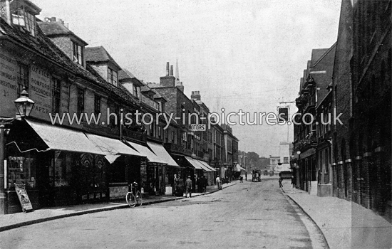 The High Street, looking East, Romford, c.1906